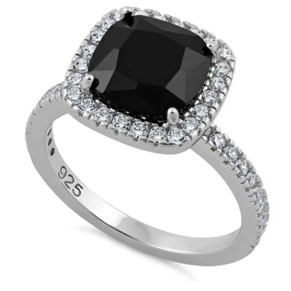 Black Cut Ring - Picture 1 of 6